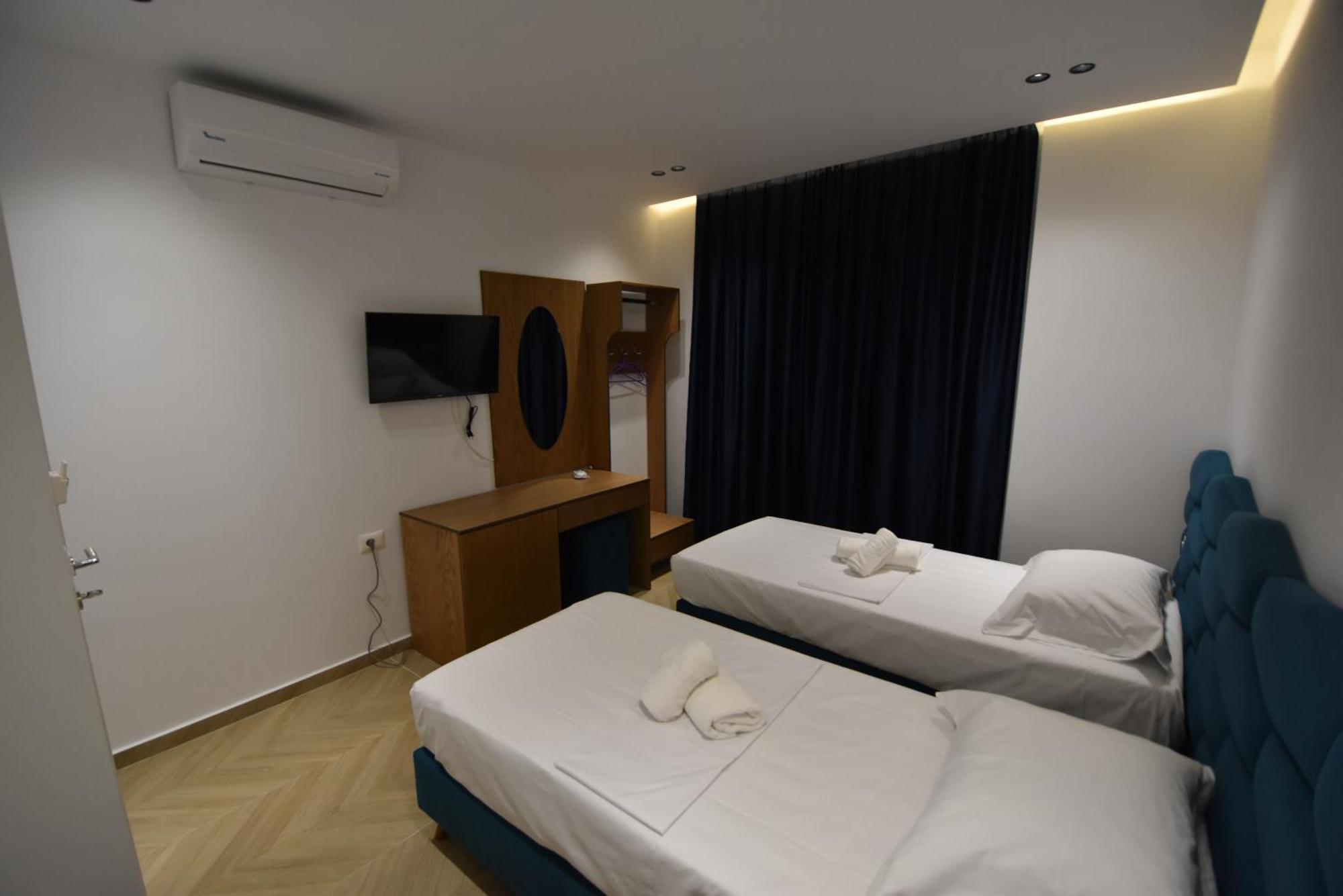 Agimi Hotel Ksamil Exterior foto